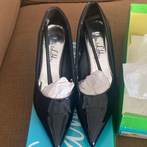 Sam & Libby Shiny Black Heels